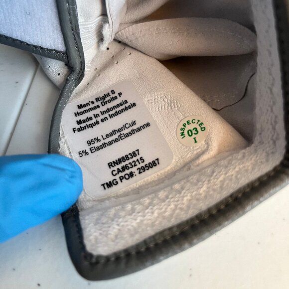 TaylorMade 2021 Tour Preferred Flex Golf Glove - Right Hand, Size Small, NWOB - Picture 4 of 5